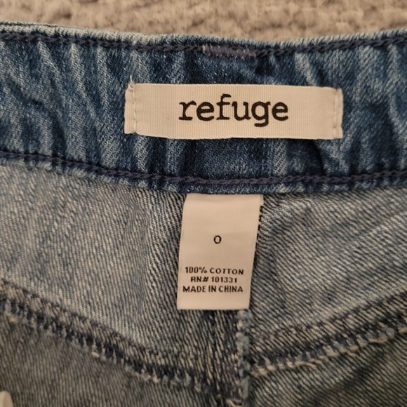 Womens Refuge Blue Pants Rose Embroidered Straight Leg Size 0 Measures 23x28 - Picture 9 of 16